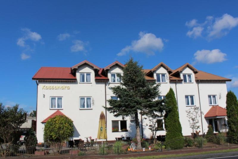 Restauracja Hotel Kassandra Wrzesnia Bagian luar foto
