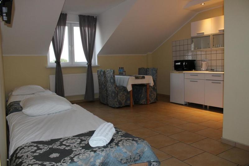Restauracja Hotel Kassandra Wrzesnia Bagian luar foto