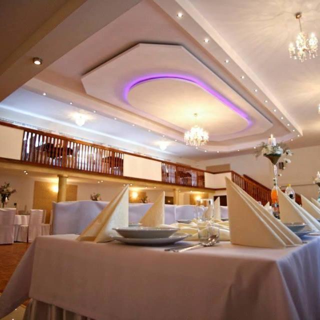 Restauracja Hotel Kassandra Wrzesnia Bagian luar foto
