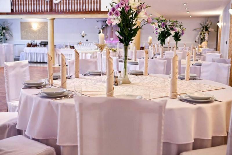 Restauracja Hotel Kassandra Wrzesnia Bagian luar foto