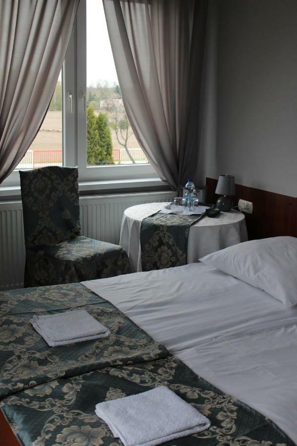 Restauracja Hotel Kassandra Wrzesnia Bagian luar foto