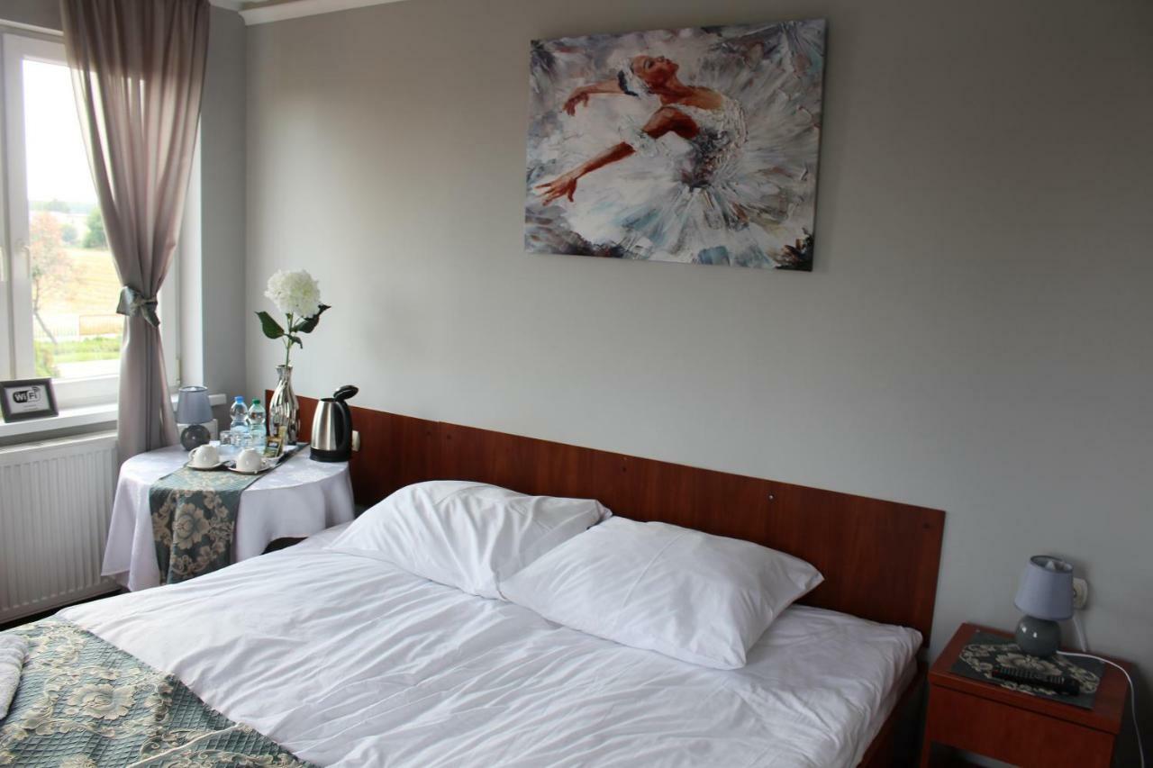 Restauracja Hotel Kassandra Wrzesnia Bagian luar foto
