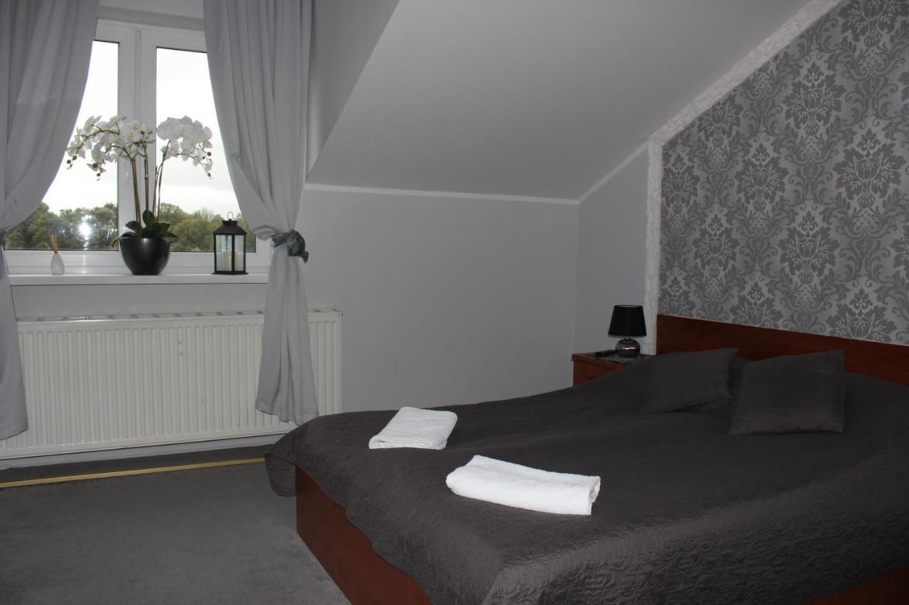 Restauracja Hotel Kassandra Wrzesnia Bagian luar foto