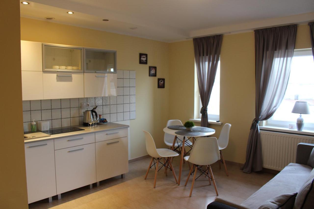 Restauracja Hotel Kassandra Wrzesnia Bagian luar foto